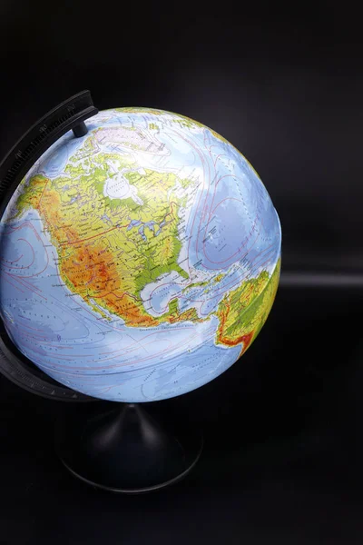 Globe sötét háttér. A régi világ — Stock Fotó