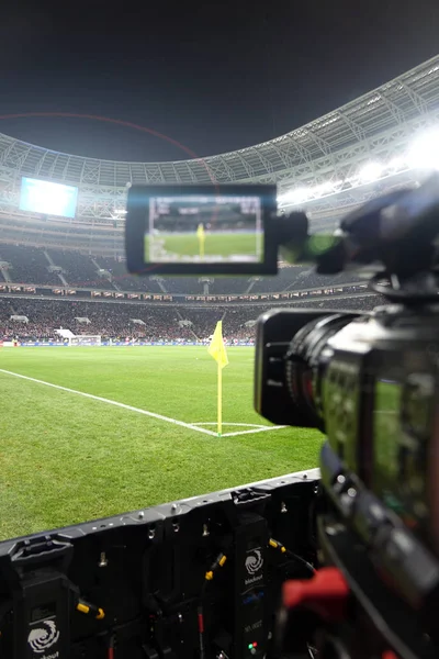 Russland.moskau-november 2017. live übertragung eines fußballspiels. — Stockfoto