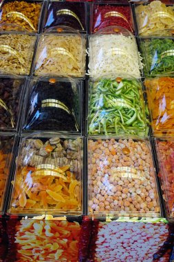 Oryantal tatlılar mağaza aralığında. Türk lokumu