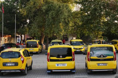 Türkiye. Türkiye'de yan-Haziran 2018.Taxi. Araba çatı işareti bokeh arka planda Istanbul'da taksi .