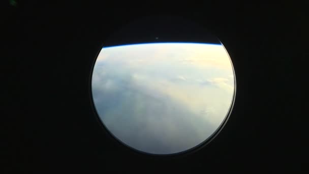 Planet Bumi, melihat dari jendela stasiun ruang angkasa internasional ISS. NASA dan penemuan — Stok Video