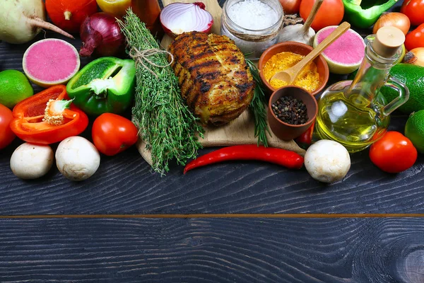 Rindersteak Mit Gegrilltem Gemüse Und Würze Auf Holzbrett Speisekarte Restaurant — Stockfoto