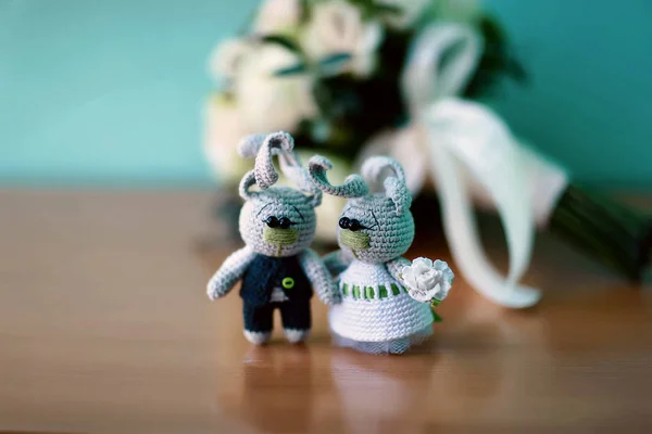 Filhas Malha Noiva Noivo Handmade Bordado Buquê Casamento Brinquedo Crochê — Fotografia de Stock