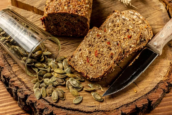 Jídlo Bez Lepku Chléb Občerstvení Semínky Vlašskými Ořechy Goji Bobulemi — Stock fotografie