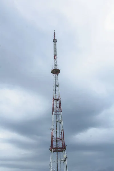 Torre Televisión Primer Plano Para Recepción Señalización Comunicaciones Móviles Televisión — Foto de Stock