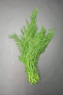 Açık arkaplandaki yeşillikleri doldur