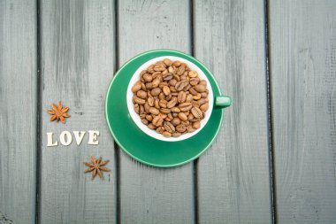 Arka planda kahve çekirdekleri. Yakın plan.