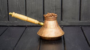 Arka planda kahve çekirdekleri. Yakın plan.