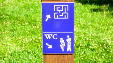 Parktaki bilgi işareti