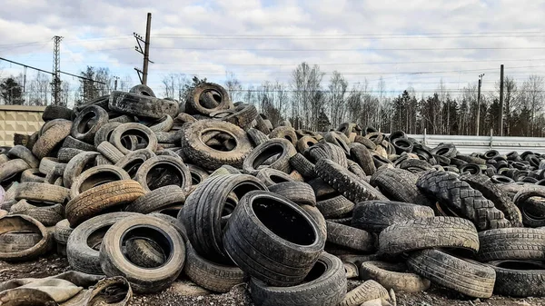 dump of old car tires for recycling or disposal