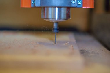 Talaşlı kayın ahşap frezeleme işlemi