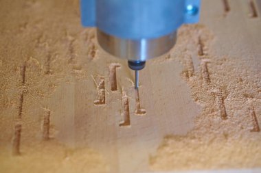 Talaşlı kayın ahşap frezeleme işlemi