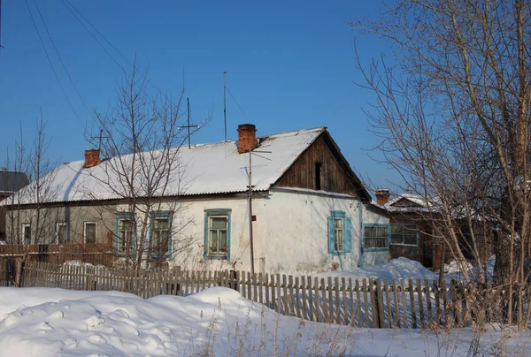 Rusia Novosibirsk Enero 2019 Una Vieja Casa Abandonada Madera Ruinas — Foto de Stock