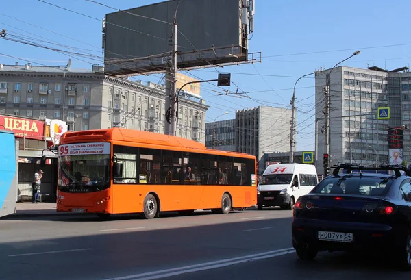 Russia Novosibirsk 2020 Orange Bus Masked Passengers City Public Transport — Stock Photo, Image