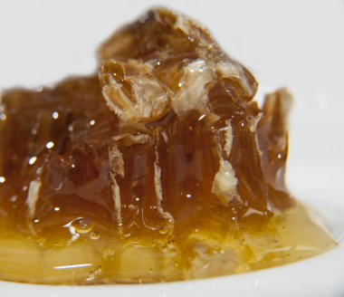 peteğin arı sarı tatlı bal