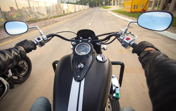 Driver Riding Motorcycle Asphalt Road — Stock Photo, Image