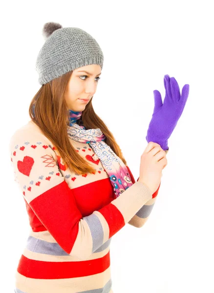Portret Piękną Młodą Kobietę Noszenia Zimowe Rękawiczki Czapkę Białym Tle — Zdjęcie stockowe