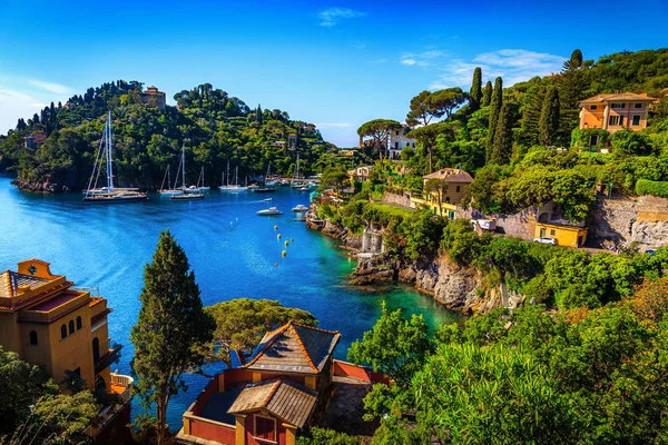 Berömda Bukten Med Färgglada Medelhavsköket Byggnader Och Spektakulär Semesteranläggning Portofino — Stockfoto