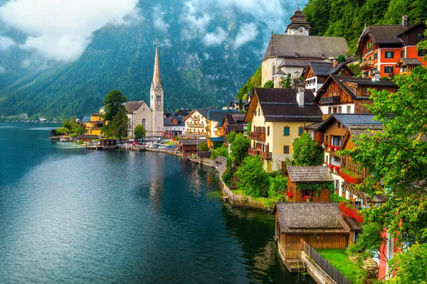Piękna Miejscowość Turystyczna Alpine Najlepsze Wspaniałe Stare Alpejskiej Wioski Spektakularne — Zdjęcie stockowe