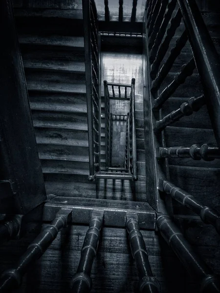 Régi Lépcsők Lépcső Elhagyott — Stock Fotó