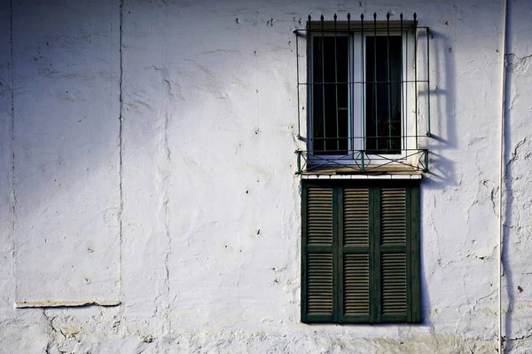 Finestre Della Facciata Della Casa — Foto Stock