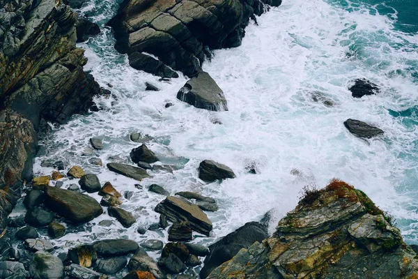 海の岩は — ストック写真