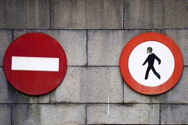 Gående Trafik Signal Gatan Bilbao Spanien — Stockfoto