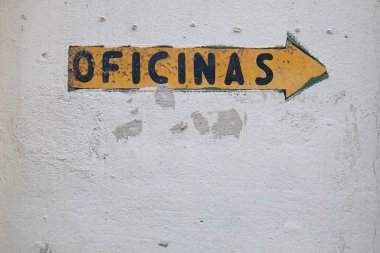 eski ve renkli duvar arka plan deseni sokakta dokulu