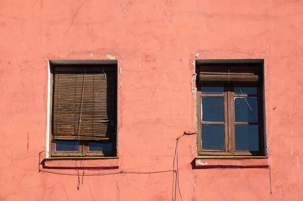 Ventana Fachada Roja Casa Ciudad — Foto de Stock