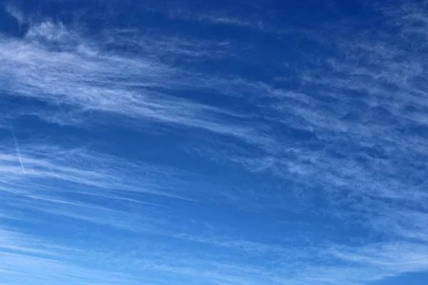 Belles Formations Nuages Cirrus Dans Ciel Bleu — Photo