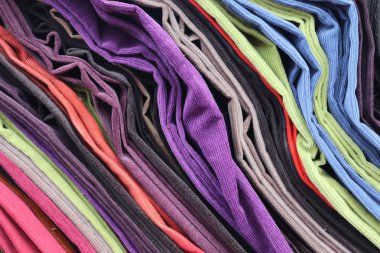 Kumaş ve kumaş yüzeyine kadar kapatın