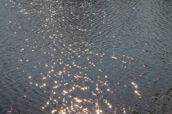 Nahaufnahme Von Wasserwellen Und Ringen Strand — Stockfoto