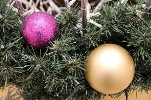 Kleurrijke Kerstversiering Oppervlakken — Stockfoto