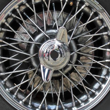 Araçların metal parçalar