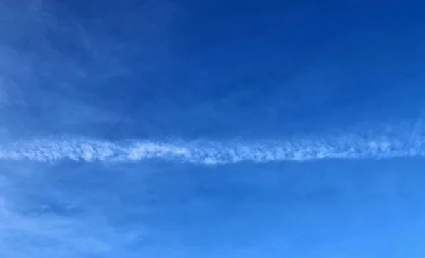 Aircraft Contrails Blue Sky — Stock Photo, Image