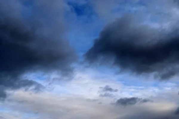 Dramatiska Åskväder Moln Himlen — Stockfoto