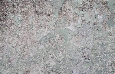 Yaşlı yıpranmış çimento ve beton duvarlar farklı binaların çatlaklar, yakın çekim