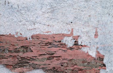 Yaşlı yıpranmış çimento ve beton duvarlar farklı binaların çatlaklar, yakın çekim