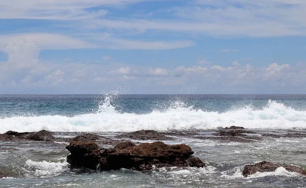 Потрясающие Индийские Океанские Волны Пляжах Райского Острова Сейшелы — стоковое фото