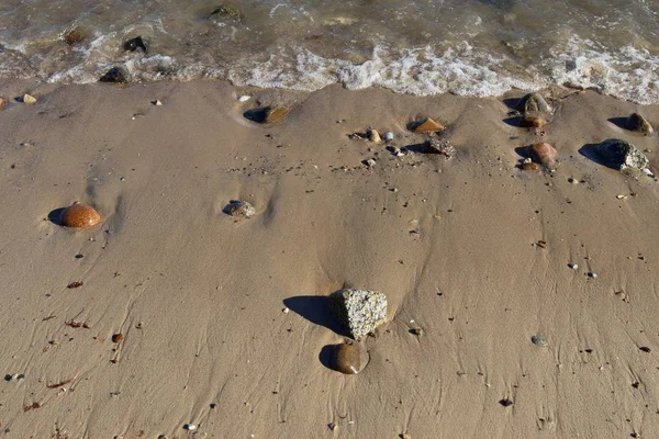 Πανέμορφη Πέτρα Βότσαλο Στην Παραλία Της Βαλτικής Θάλασσας Στο Βόρειο — Φωτογραφία Αρχείου