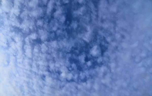 Flauschig Weiße Wolken Blauen Himmel Norddeutschland — Stockfoto