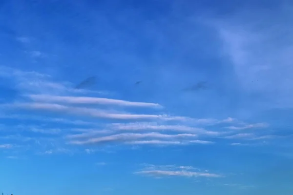 Cirrusmoln Blå Himmel Fotograferad Norra Tyskland — Stockfoto