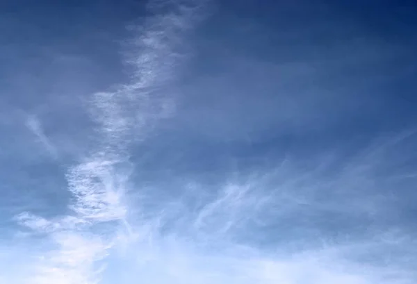 Nuvens Cirros Céu Azul Fotografado Norte Alemanha — Fotografia de Stock