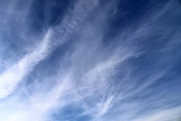 Zirruswolken Blauen Himmel Norddeutschland Fotografiert — Stockfoto