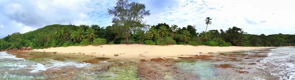 Atemberaubendes Hochauflösendes Strandpanorama Auf Den Paradiesinseln Der Seychellen — Stockfoto