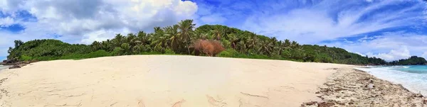 Cennet Adalarında Çekilen Çarpıcı Yüksek Çözünürlüklü Plaj Manzarası Seyşeller — Stok fotoğraf