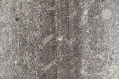 Çatlamış asfalt yolların yüzeyini yüksek çözünürlükte kapatın