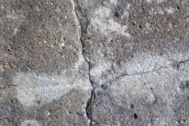 Kuzey Almanya ve Danimarka'da bulunan bazı çatlaklar ile yapılandırılmış bir beton duvarın detaylı yakın çekim