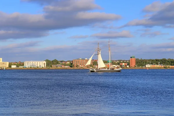 Blick Auf Die Ostsee Hafen Von Kiel Mit Einigen Booten — Stockfoto