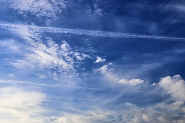 Vista Dettagliata Sull Aeromobile Cielo Blu Intenso — Foto Stock